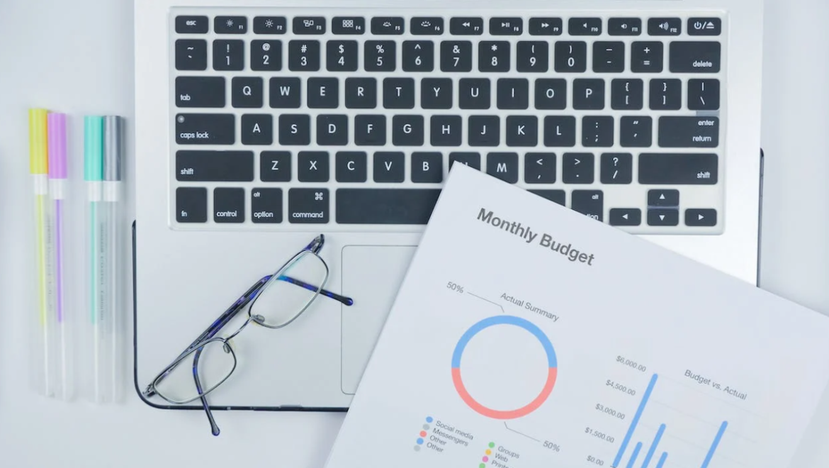 How can annualizing your spending save you money?